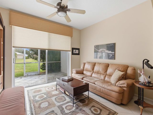 9624 Crescent View Drive N, Boynton Beach, FL 33437