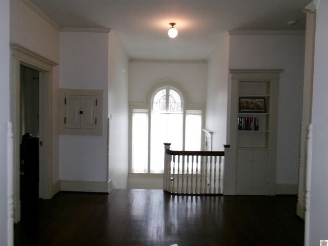 629 So 2nd St, Mayfield, KY 42066