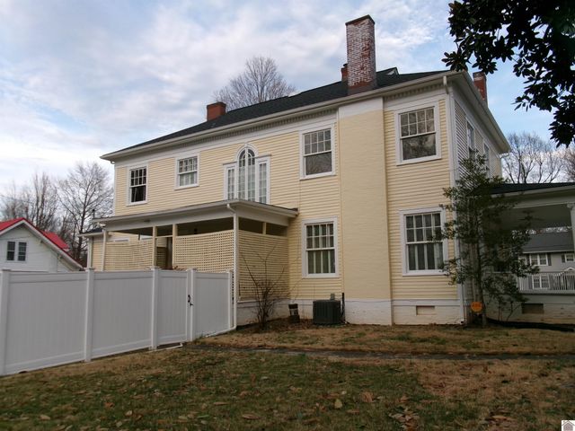 629 So 2nd St, Mayfield, KY 42066