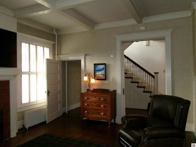 629 So 2nd St, Mayfield, KY 42066