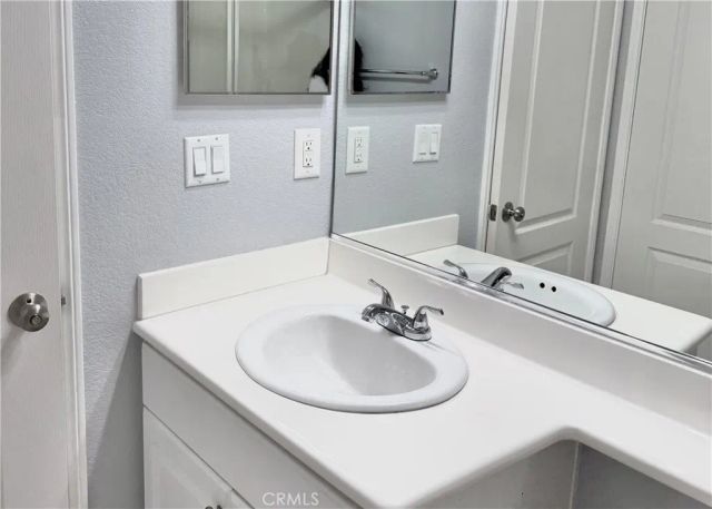 17963 Lost Canyon Drive 60, Canyon Country, CA 91387