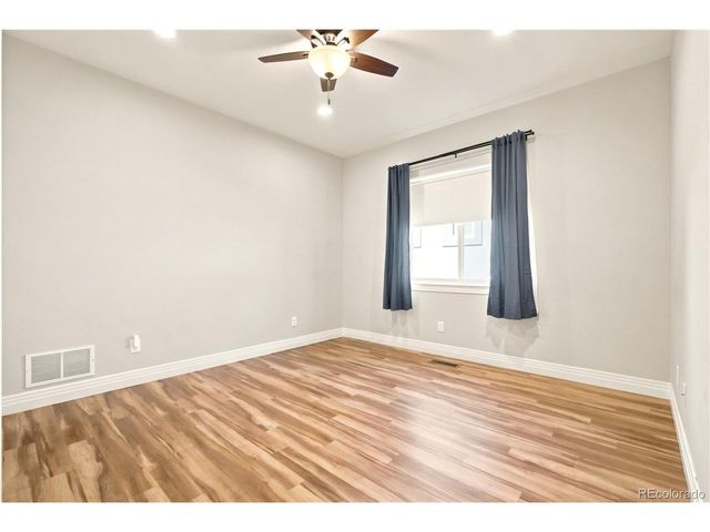 9851 W 71st Ave, Arvada, CO 80004