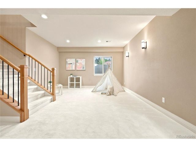 9851 W 71st Ave, Arvada, CO 80004