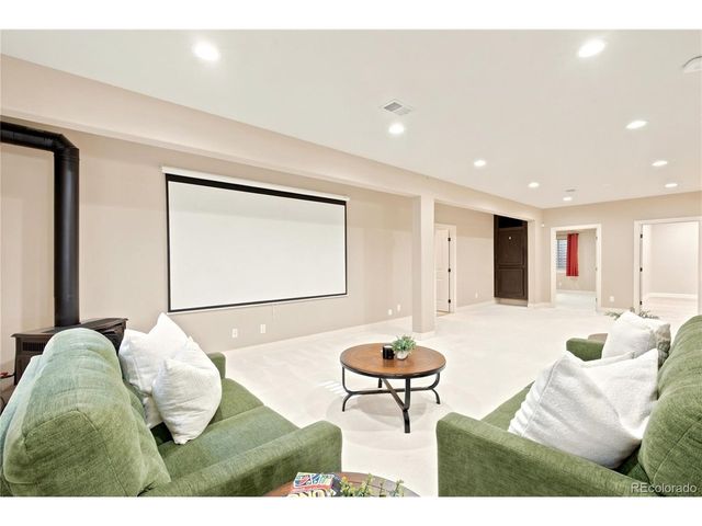 9851 W 71st Ave, Arvada, CO 80004