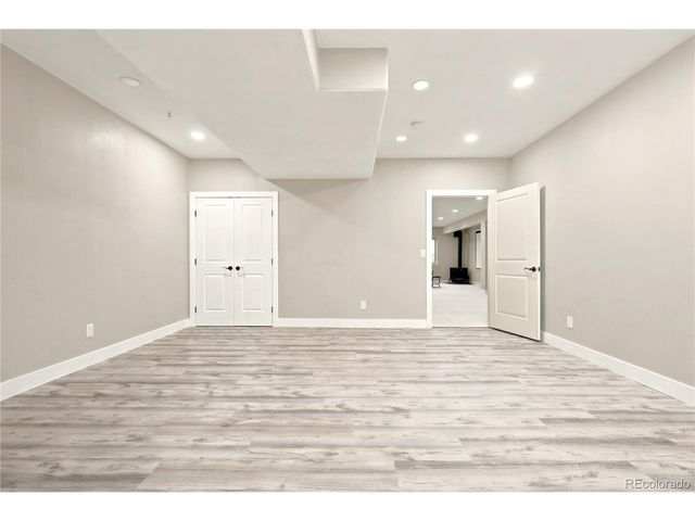 9851 W 71st Ave, Arvada, CO 80004