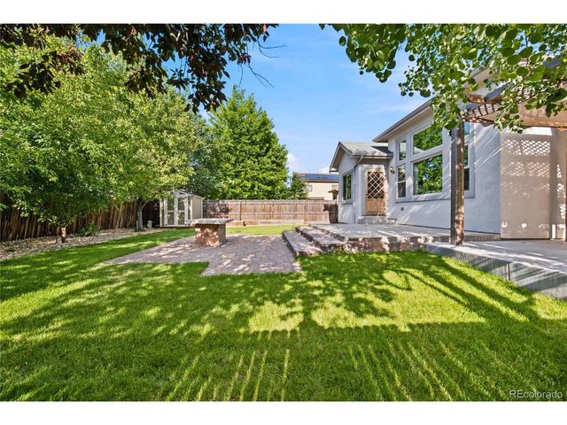 9851 W 71st Ave, Arvada, CO 80004