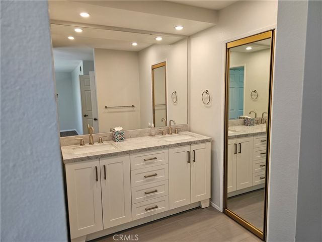 25825 Southbrook, Lake Forest, CA 92630