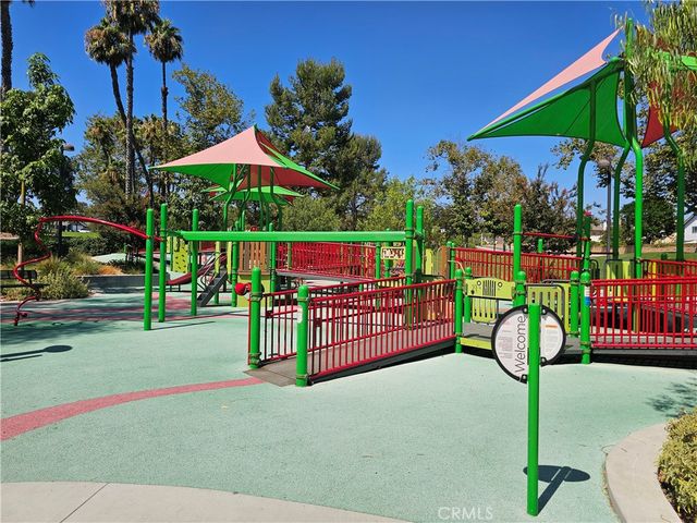 25825 Southbrook, Lake Forest, CA 92630