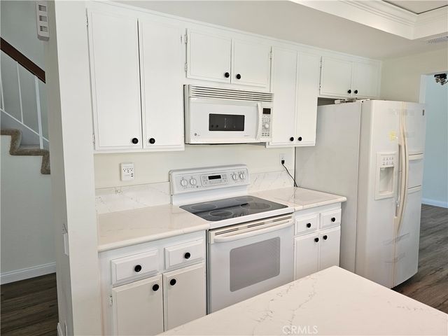 25825 Southbrook, Lake Forest, CA 92630