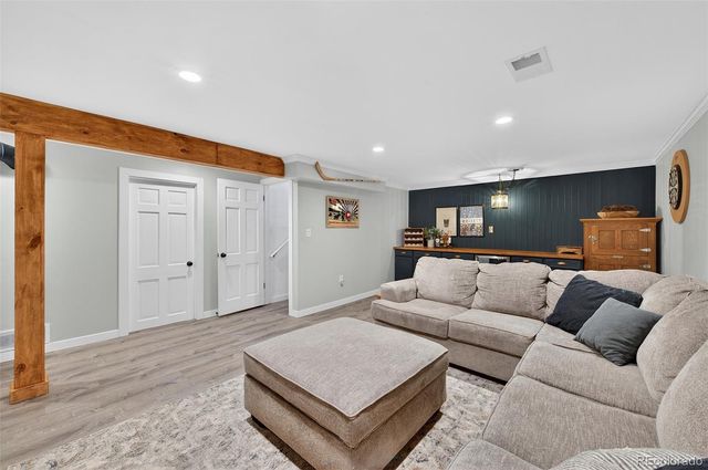 8360 W 70th Avenue, Arvada, CO 80004