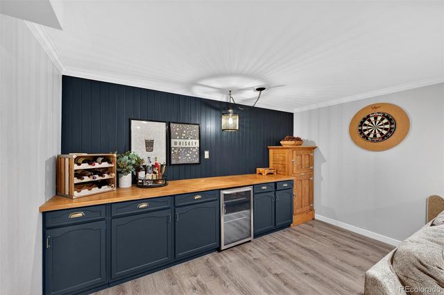 8360 W 70th Avenue, Arvada, CO 80004