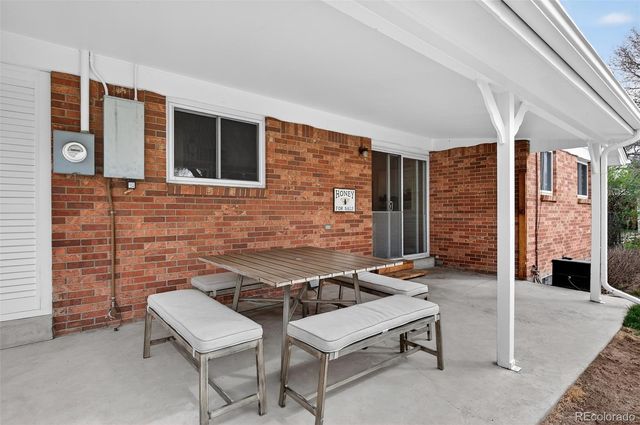 8360 W 70th Avenue, Arvada, CO 80004