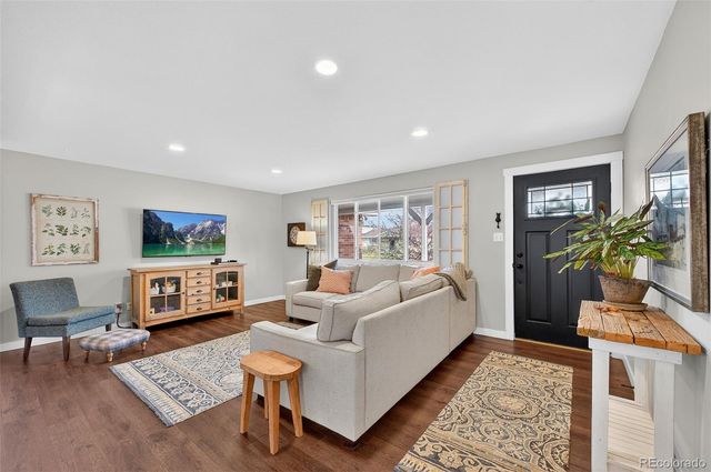 8360 W 70th Avenue, Arvada, CO 80004