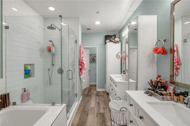 1082 Venice, Upland, CA 91786