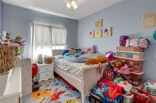 1082 Venice, Upland, CA 91786