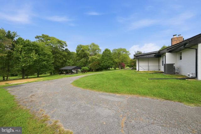 9944 ROSARYVILLE RD, Upper Marlboro, MD 20772