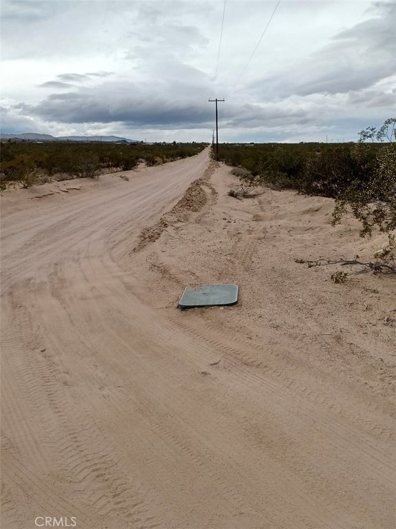 800 Bodick Road, Landers, CA 92285