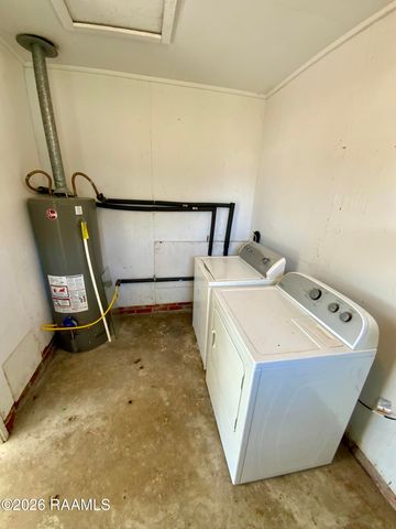 2307 W Willow Street, Scott, LA 70583
