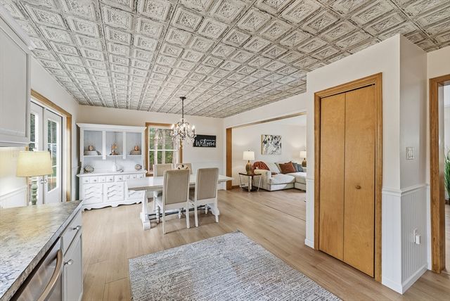 505 Loomis St, Westfield, MA 01085