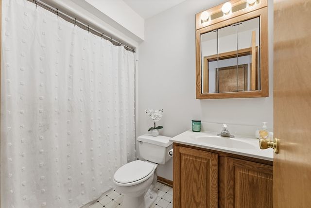 505 Loomis St, Westfield, MA 01085