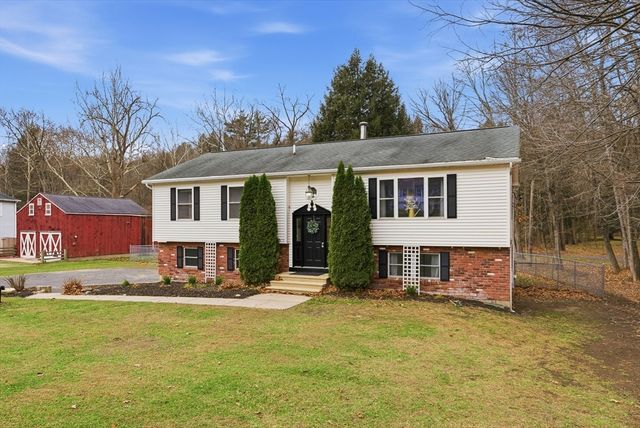 505 Loomis St, Westfield, MA 01085