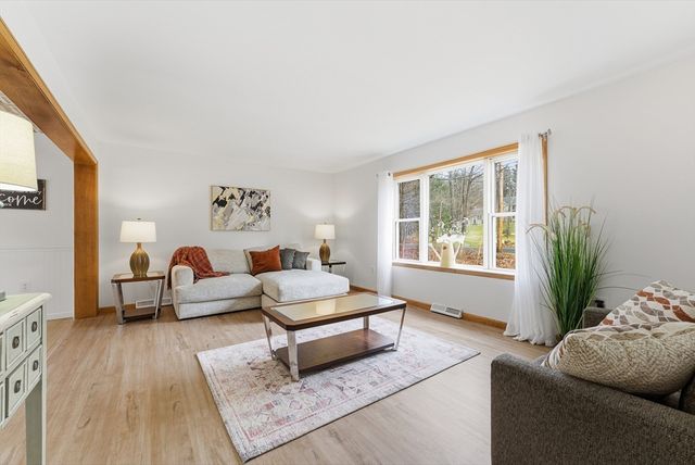 505 Loomis St, Westfield, MA 01085