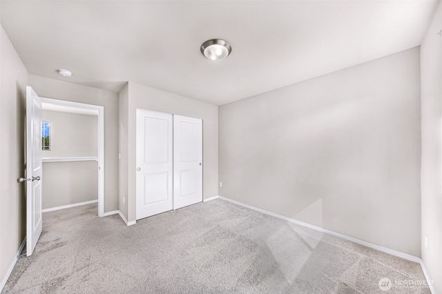 930 Cove View Circle, Oak Harbor, WA 98277