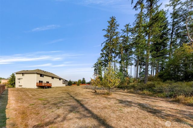 930 Cove View Circle, Oak Harbor, WA 98277