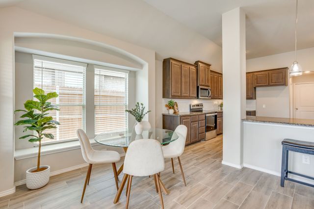 533 Lela Circle, Keene, TX 76059
