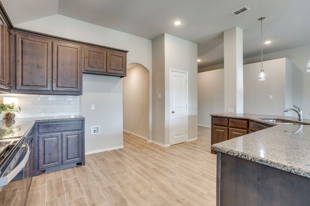 533 Lela Circle, Keene, TX 76059
