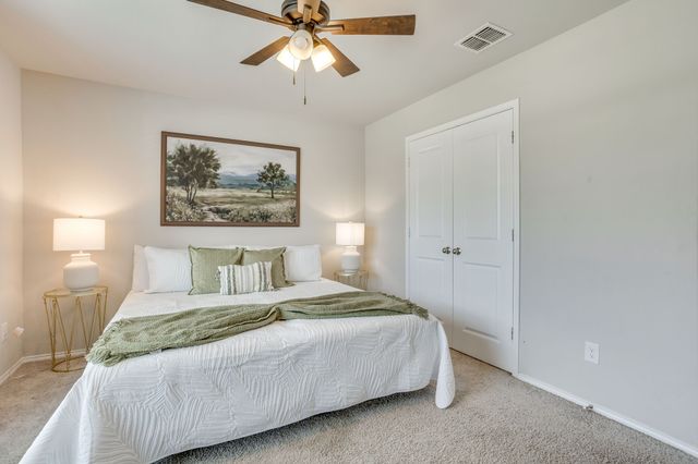 533 Lela Circle, Keene, TX 76059