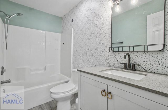 404 Clairemore Court, Hinesville, GA 31313