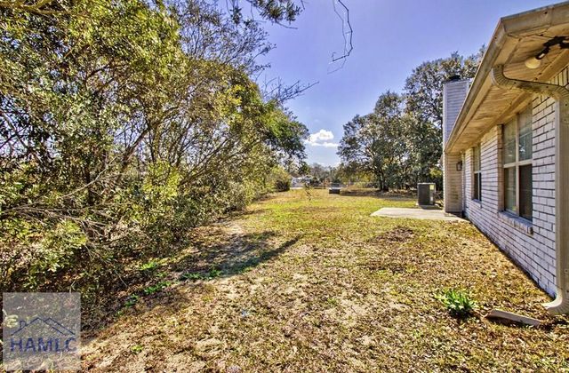 404 Clairemore Court, Hinesville, GA 31313