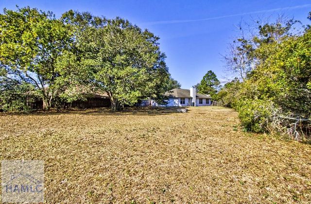 404 Clairemore Court, Hinesville, GA 31313