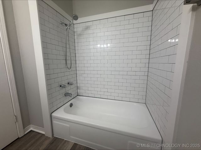 5303 E 32nd Place A, Tulsa, OK 74135