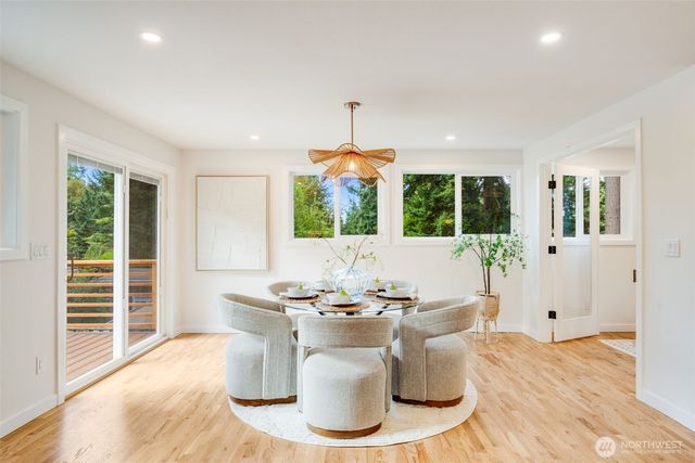 16725 NE 97th Street, Redmond, WA 98052