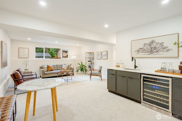 16725 NE 97th Street, Redmond, WA 98052