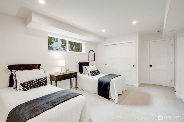 16725 NE 97th Street, Redmond, WA 98052