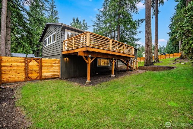16725 NE 97th Street, Redmond, WA 98052