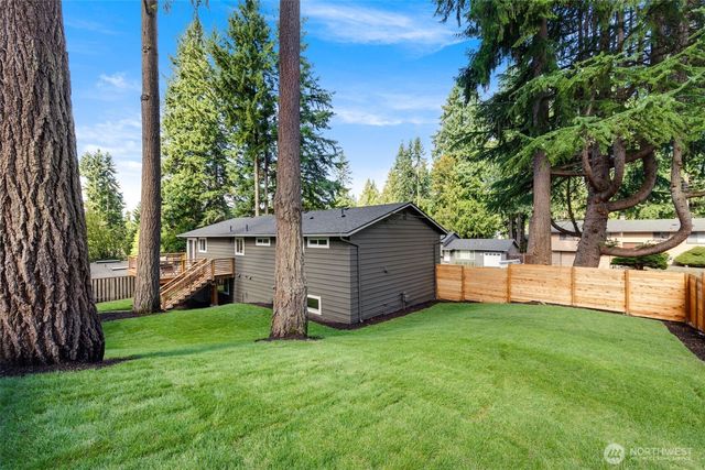 16725 NE 97th Street, Redmond, WA 98052