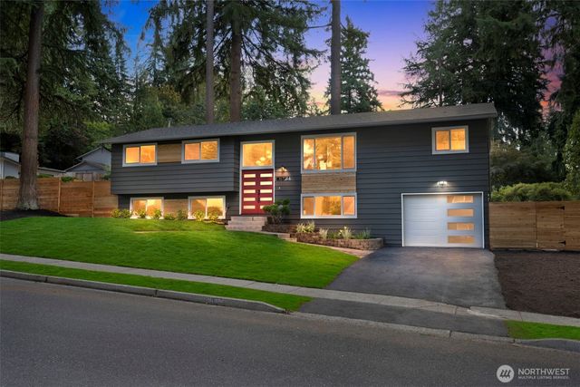 16725 NE 97th Street, Redmond, WA 98052