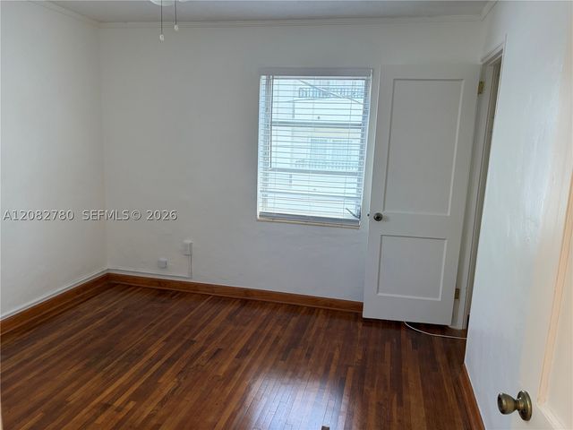 16 Santillane Ave 4, Coral Gables, FL 33134