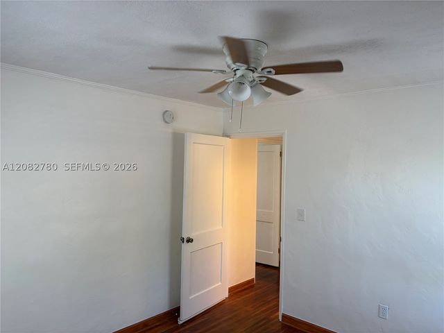 16 Santillane Ave 4, Coral Gables, FL 33134