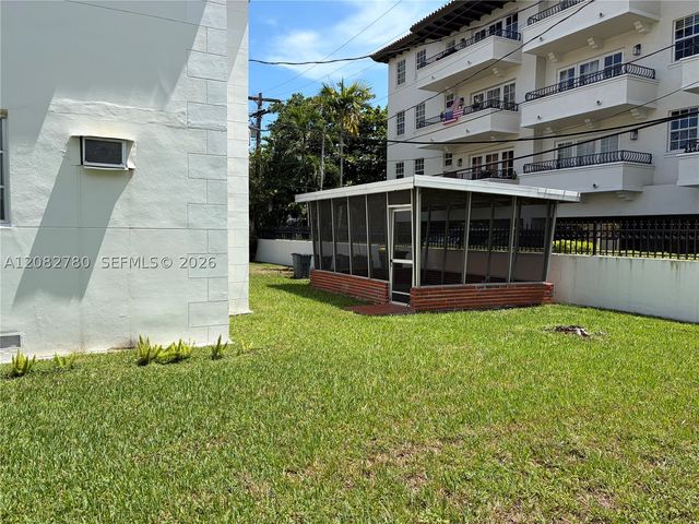 16 Santillane Ave 4, Coral Gables, FL 33134