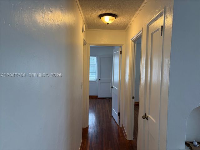 16 Santillane Ave 4, Coral Gables, FL 33134