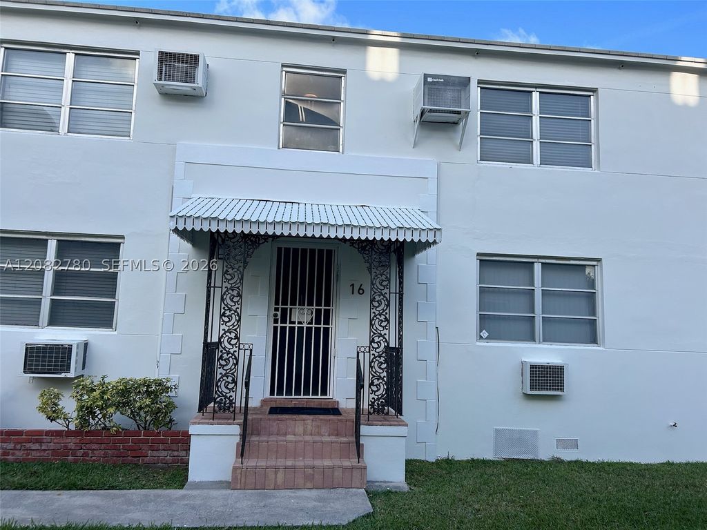 16 Santillane Ave 4, Coral Gables, FL 33134