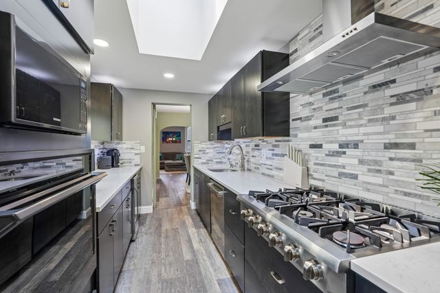 66 LAKE ST, Jc, Heights, NJ 07306
