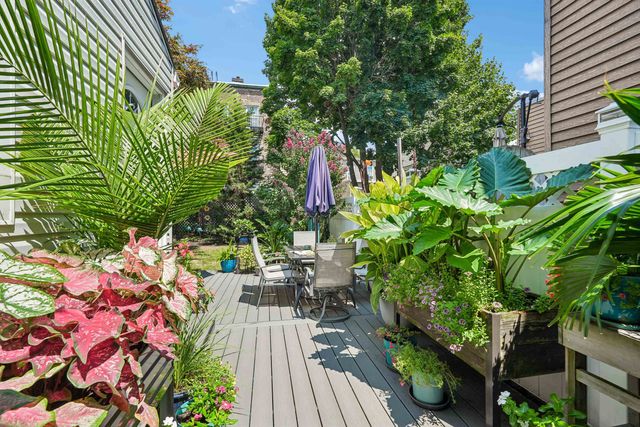 66 LAKE ST, Jc, Heights, NJ 07306