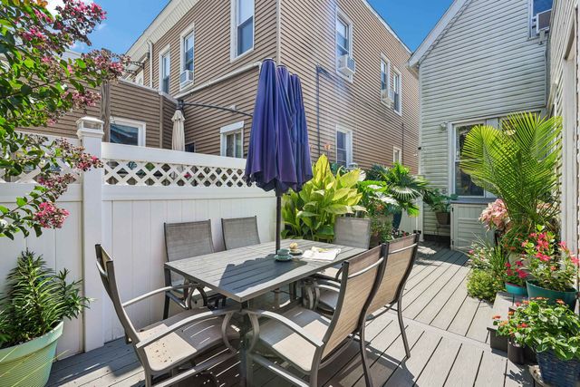 66 LAKE ST, Jc, Heights, NJ 07306