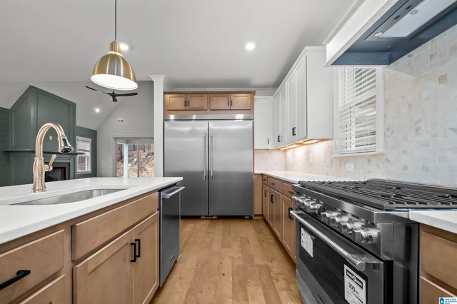 1919 BLACKRIDGE CIRCLE, Hoover, AL 35244